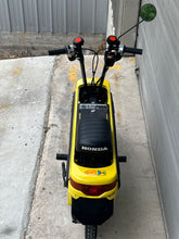Load image into Gallery viewer, 1982 Honda Motocompo (040152)