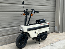 Load image into Gallery viewer, 1982 Honda Motocompo (042678)
