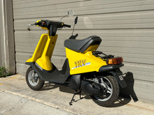 Load image into Gallery viewer, 1985 Yamaha Try - As Imported *New Never Started* (010015)