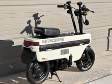 Load image into Gallery viewer, Honda Motocompo
