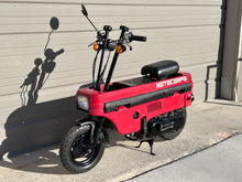 Load image into Gallery viewer, Honda Motocompo