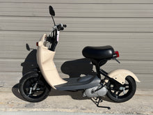 Load image into Gallery viewer, Suzuki Choinori