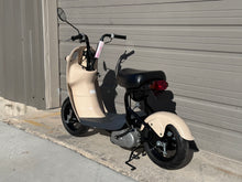 Load image into Gallery viewer, Suzuki Choinori