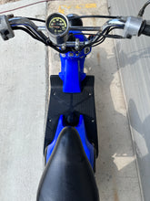 Load image into Gallery viewer, Honda Bite