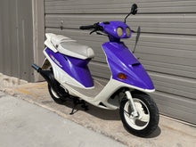 Load image into Gallery viewer, Yamaha RS90