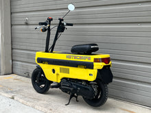 Load image into Gallery viewer, 1982 Honda Motocompo (040152)
