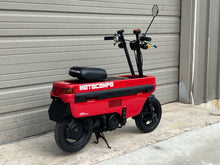 Load image into Gallery viewer, 1982 Honda Motocompo (036316)
