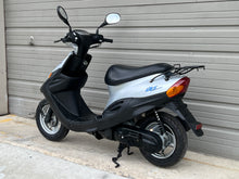 Load image into Gallery viewer, 2004 Yamaha Jog Basic Jog (503585)
