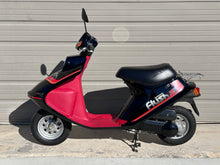 Load image into Gallery viewer, Honda Flush As-Imported (New Never Started)
