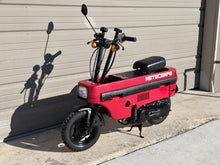 Load image into Gallery viewer, Honda Motocompo
