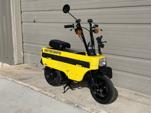 Load image into Gallery viewer, Honda Motocompo
