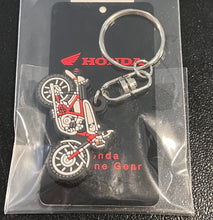 Load image into Gallery viewer, Honda Dream 50 Keychain

